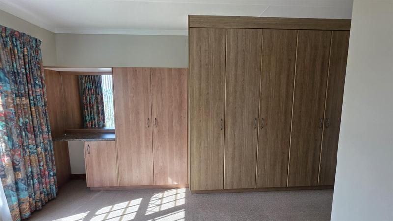 2 Bedroom Property for Sale in Reebok Western Cape